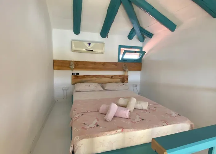 Cunda Club Sedef Island Hotel *