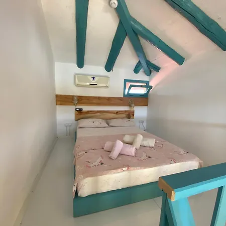 Cunda Club Sedef Island Hotel *
